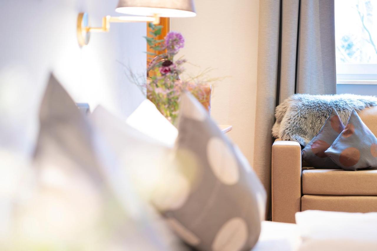Landhotel 3Kronen Adelsdorf Ngoại thất bức ảnh