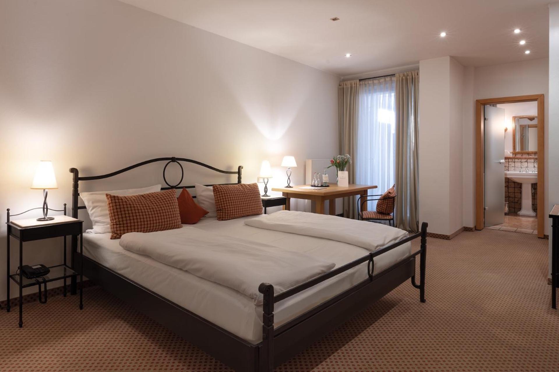 Landhotel 3Kronen Adelsdorf Ngoại thất bức ảnh