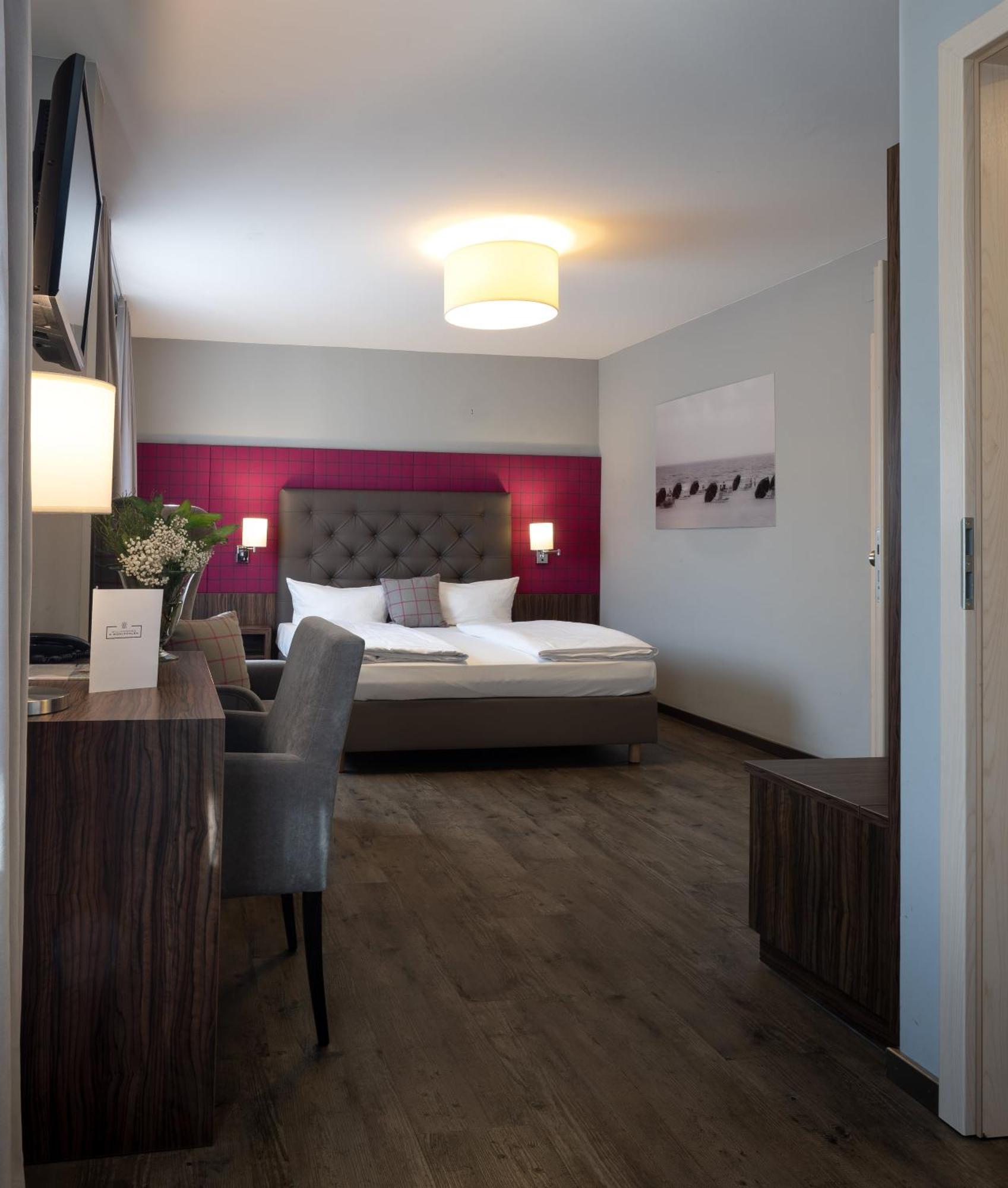 Landhotel 3Kronen Adelsdorf Ngoại thất bức ảnh