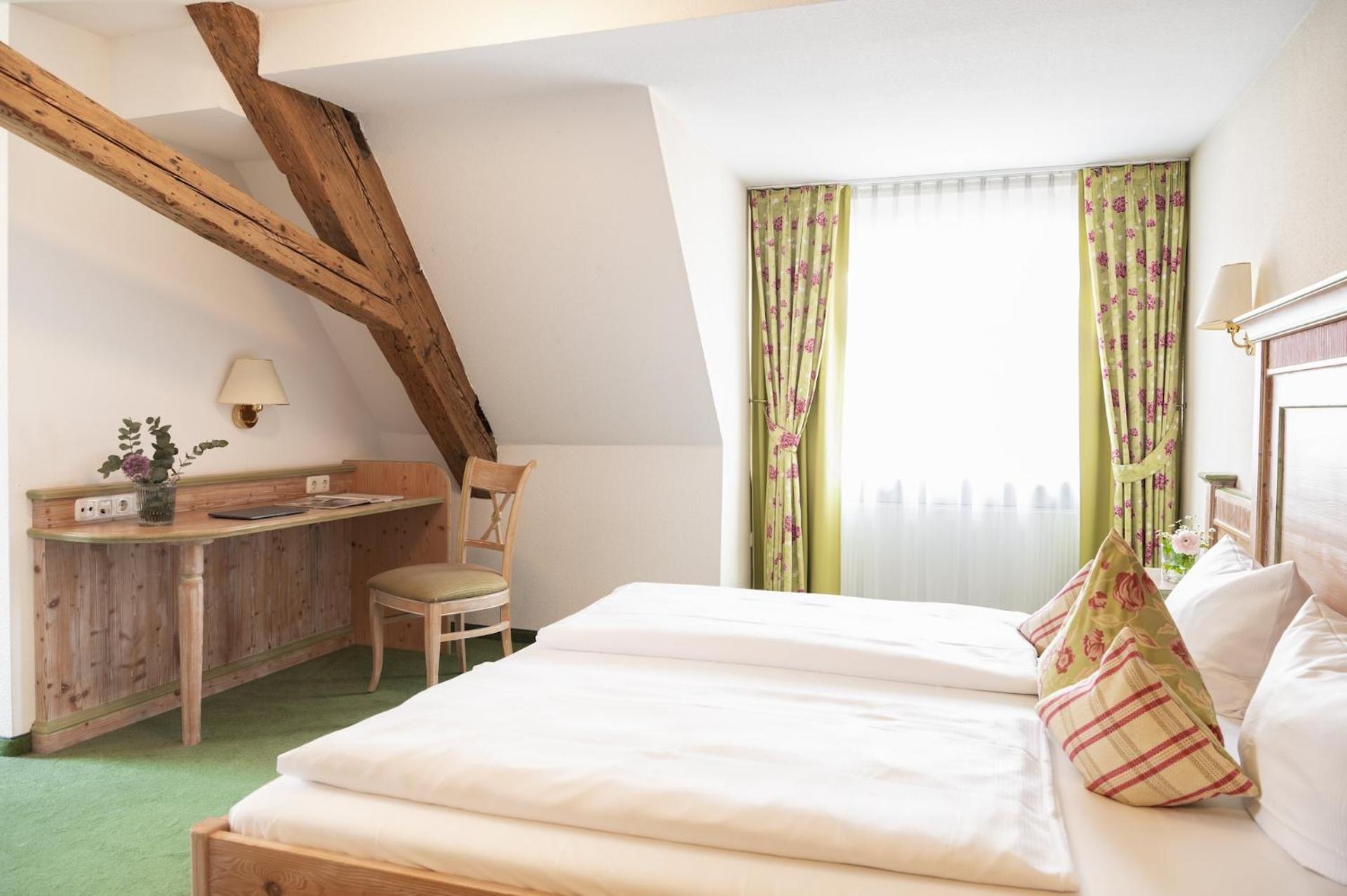 Landhotel 3Kronen Adelsdorf Ngoại thất bức ảnh