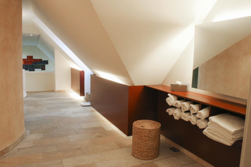 Landhotel 3Kronen Adelsdorf Ngoại thất bức ảnh